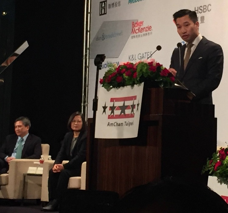 Deputy Assistant Secretary of State Alex Wong at the American Chamber of Commerce in Taipei Hsieh Nien Fan